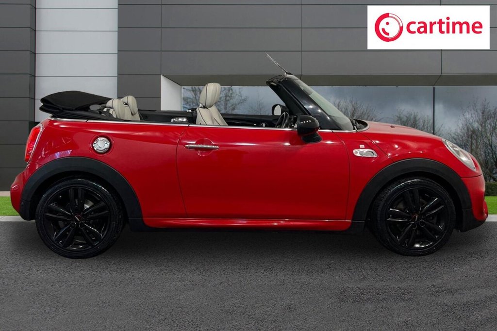 Used MINI Convertible 2018 for sale - 77806097: Photo 2