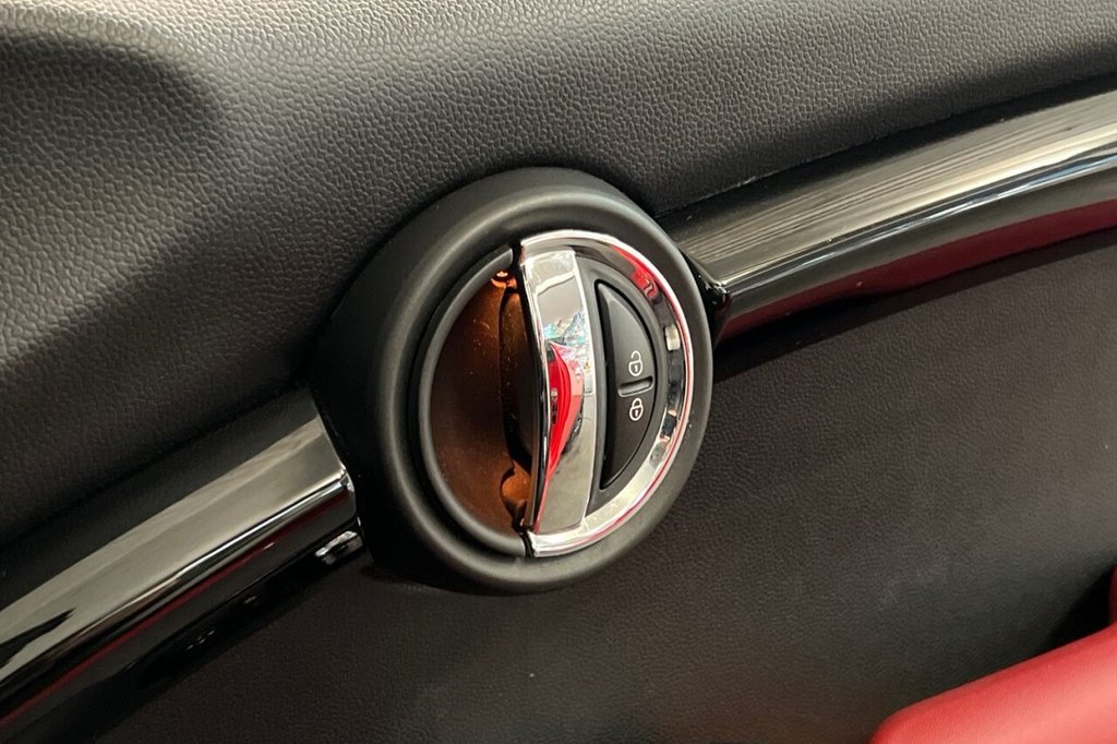 Used MINI Convertible 2018 for sale - 77806097: Photo 36