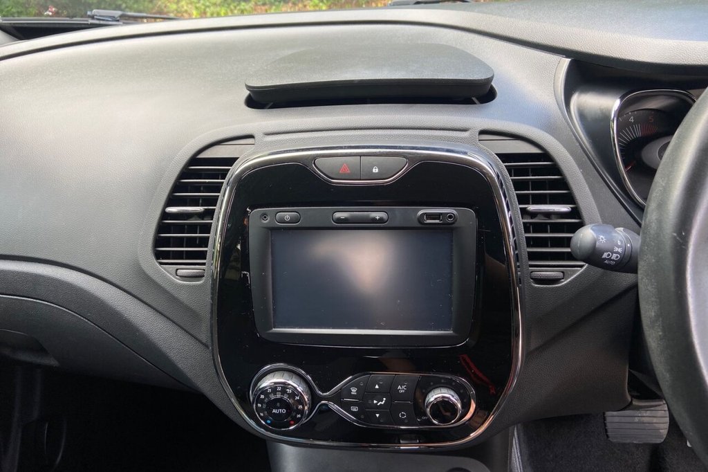 Used Renault Captur 2018 for sale - 76740058: Photo 39