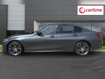 Used BMW 3 Series 2019 for sale - 79328054: Photo