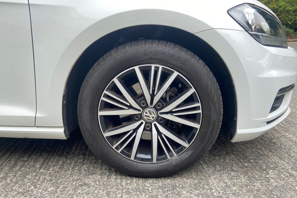 Used Volkswagen Golf 2018 for sale - 76617380: Photo 14