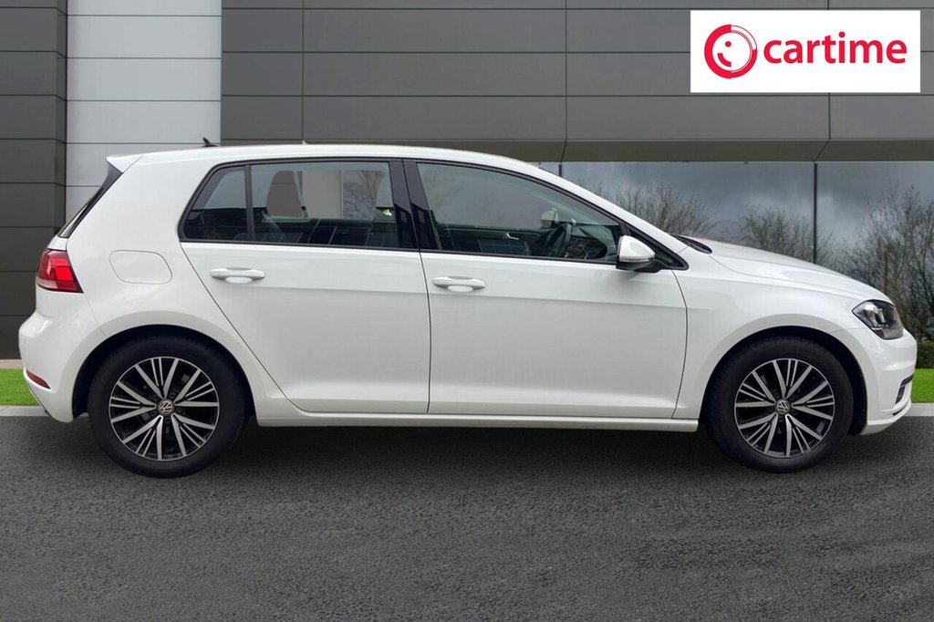 Used Volkswagen Golf 2018 for sale - 76617380: Photo 2
