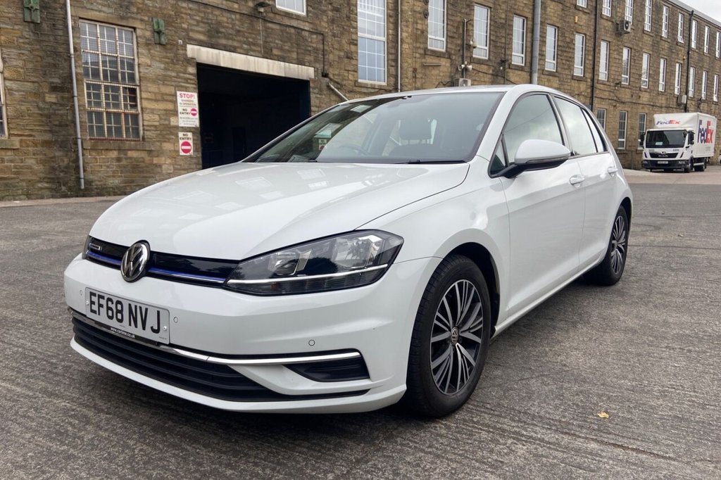 Used Volkswagen Golf 2018 for sale - 76617380: Photo 20