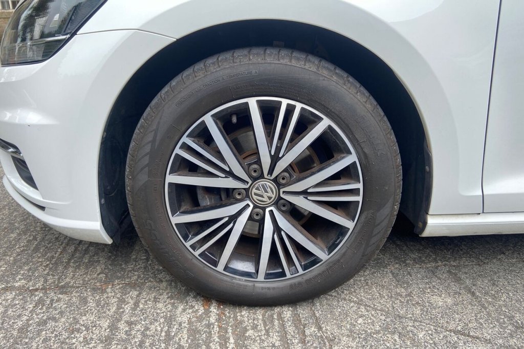 Used Volkswagen Golf 2018 for sale - 76617380: Photo 30