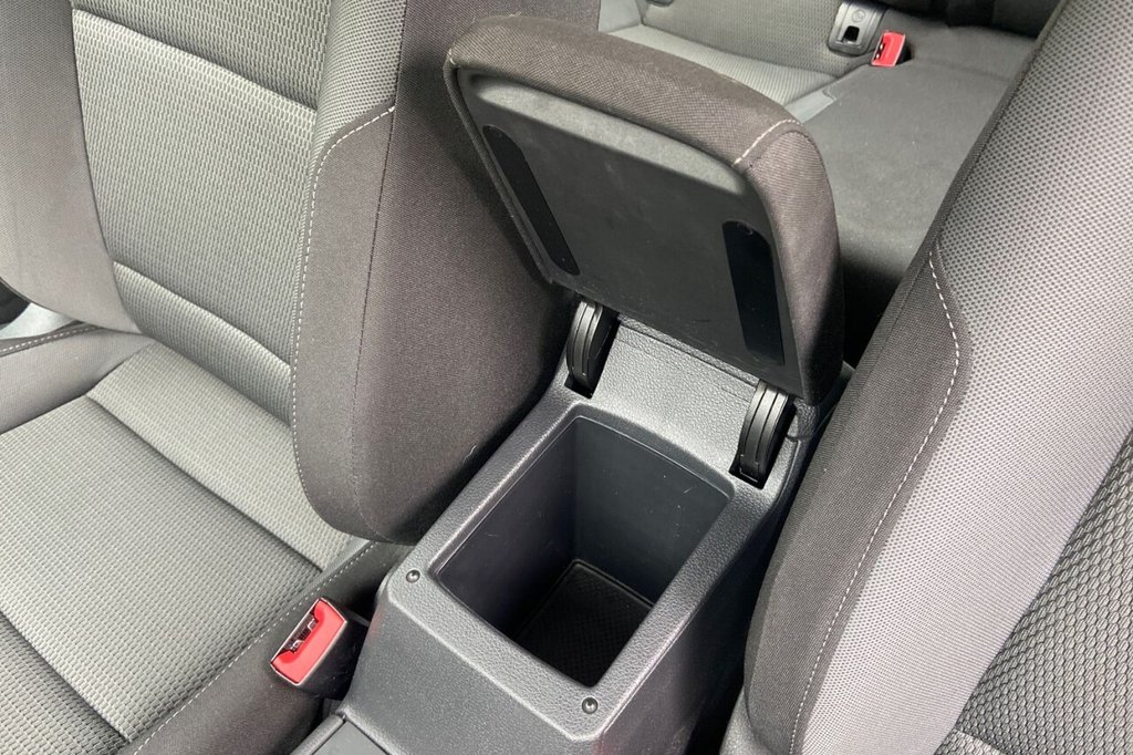 Used Volkswagen Golf 2018 for sale - 76617380: Photo 33