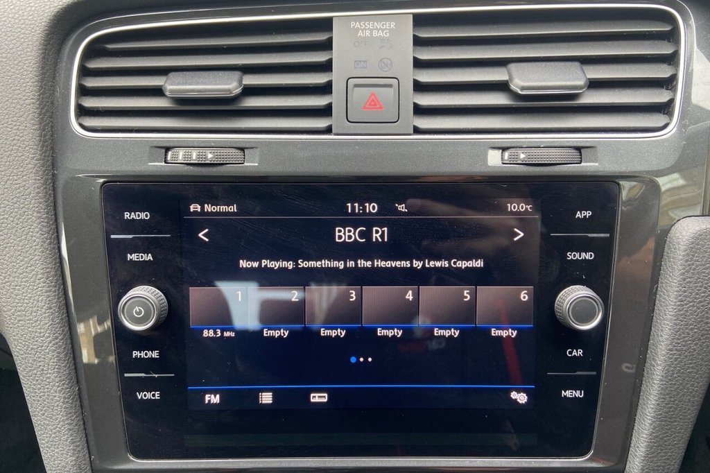 Used Volkswagen Golf 2018 for sale - 76617380: Photo 46