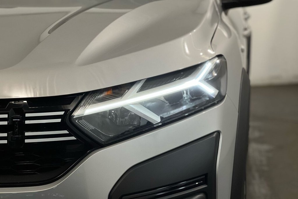 Used Dacia Sandero Stepway 2023 for sale - 76469653: Photo 16