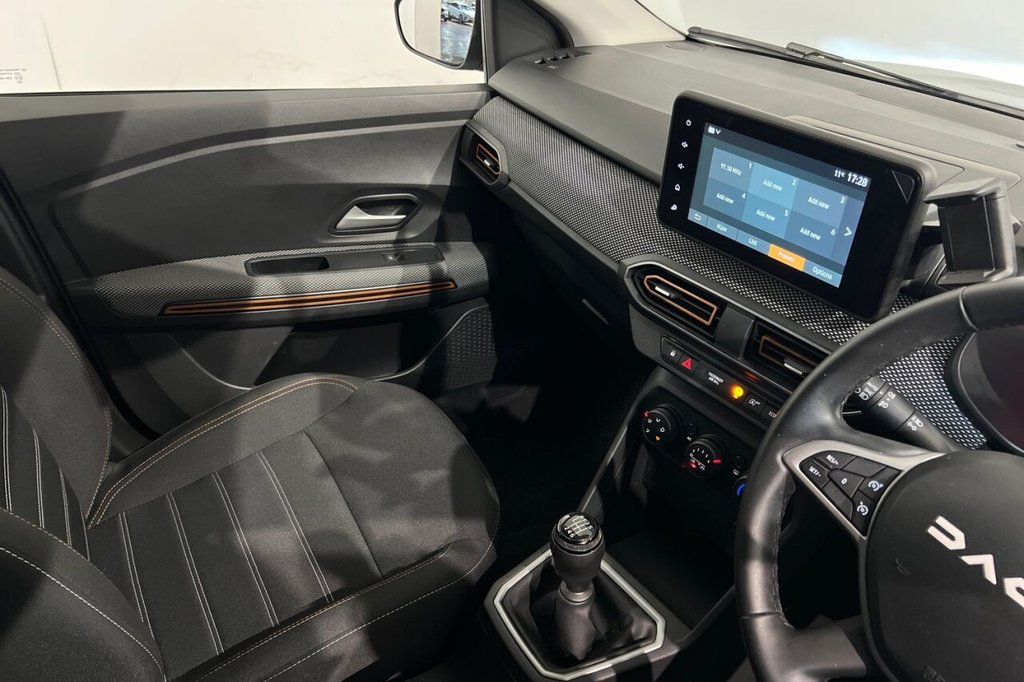 Used Dacia Sandero Stepway 2023 for sale - 76469653: Photo 32