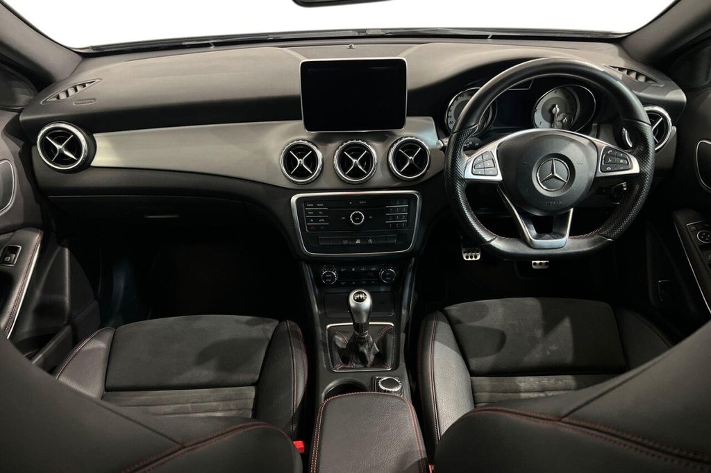 Used Mercedes-Benz GLA 2015 for sale - 76470086: Photo 12