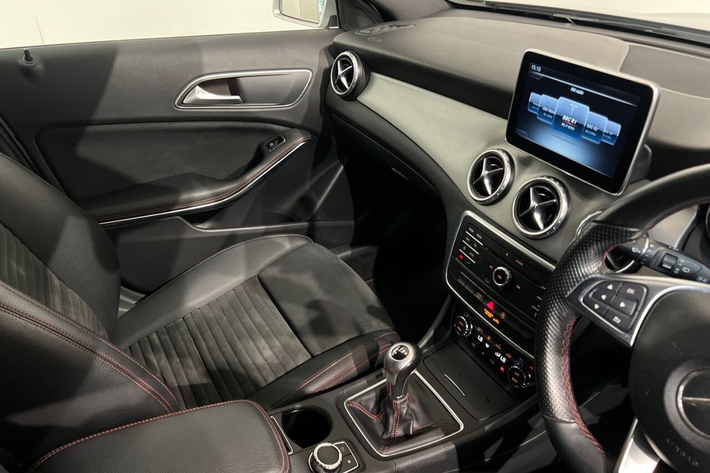 Used Mercedes-Benz GLA 2015 for sale - 76470086: Photo 30