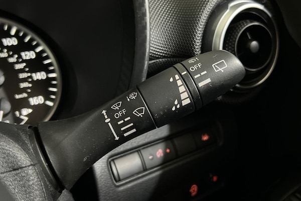 Used Nissan Juke 2023 for sale - 76118645: Photo 28