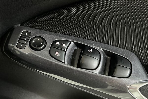 Used Nissan Juke 2023 for sale - 76118645: Photo 36
