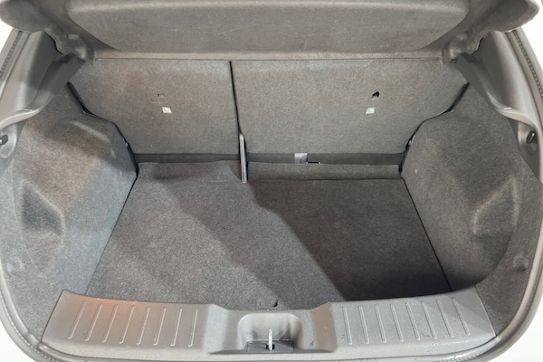 Used Nissan Juke 2023 for sale - 76118645: Photo 38