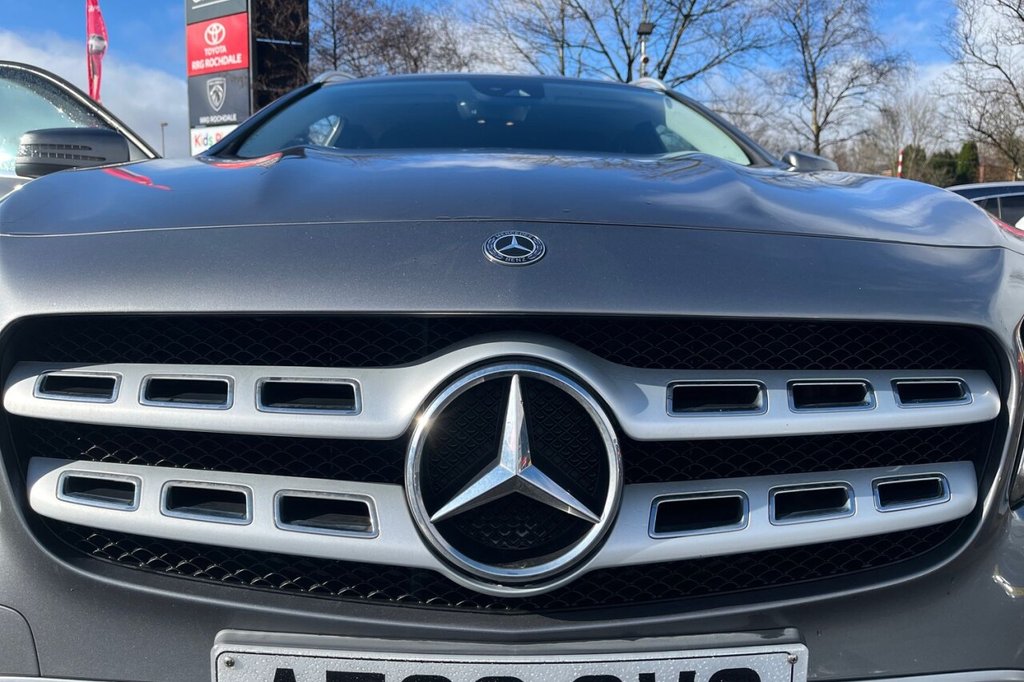 Used Mercedes-Benz GLA 2018 for sale - 77952411: Photo 33