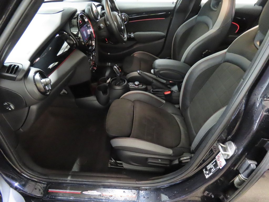 Used MINI Hatch 2022 for sale - 77621330: Photo 10