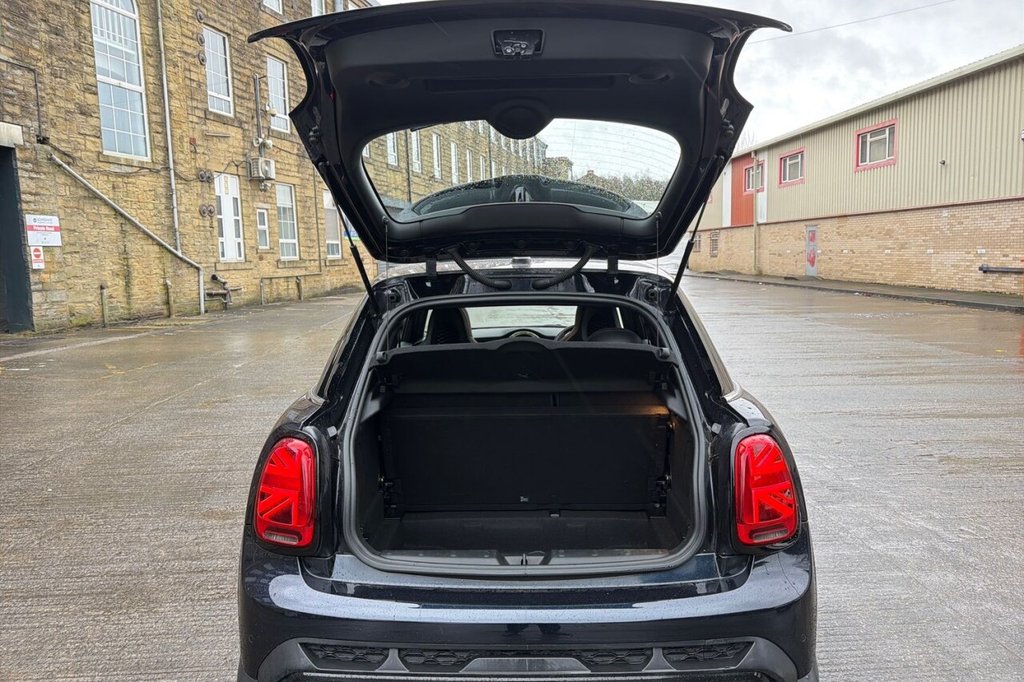 Used MINI Hatch 2022 for sale - 77621330: Photo 28