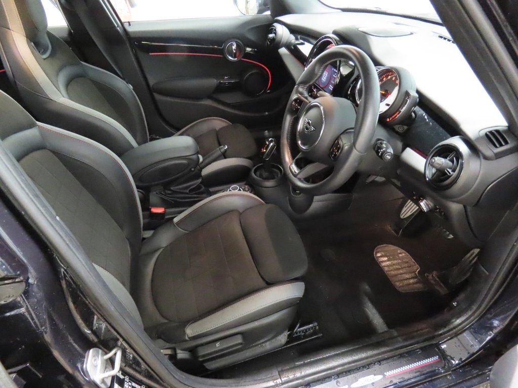 Used MINI Hatch 2022 for sale - 77621330: Photo 9