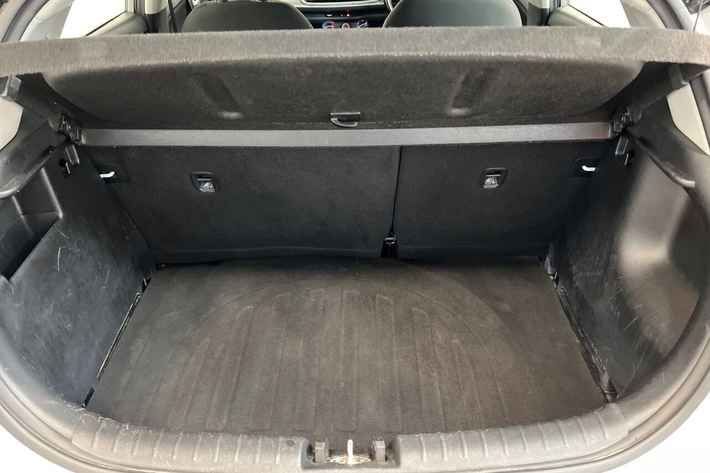 Used Kia Rio 2019 for sale - 76546360: Photo 34