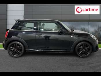 Used MINI Hatch 2019 for sale - 74306404: Photo