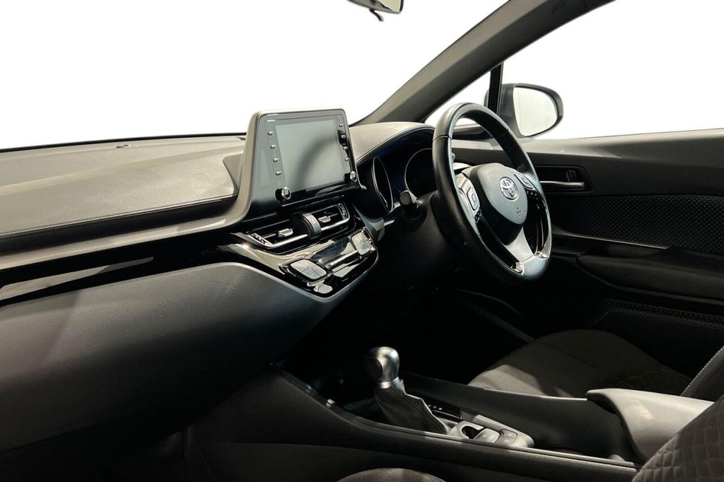 Used Toyota C-HR 2021 for sale - 77654739: Photo 11
