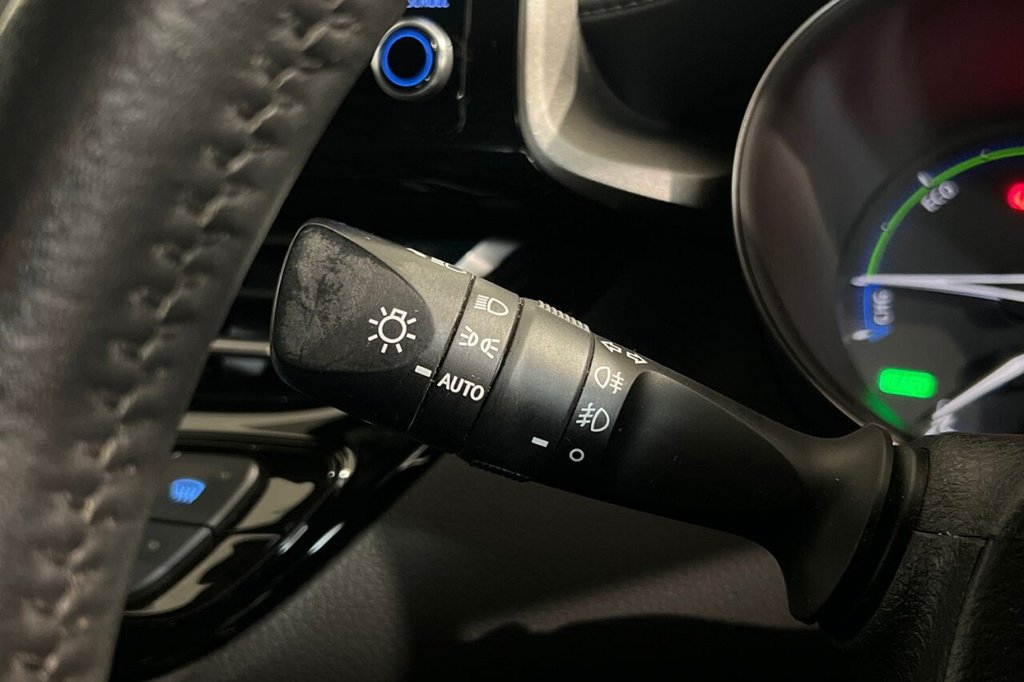 Used Toyota C-HR 2021 for sale - 77654739: Photo 28