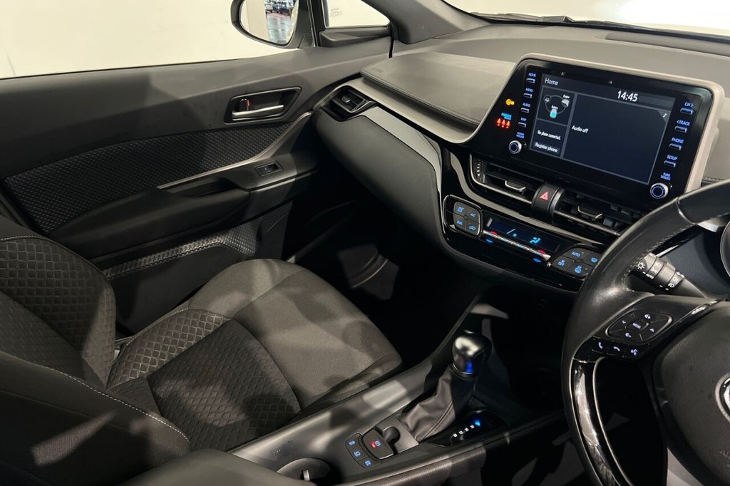 Used Toyota C-HR 2021 for sale - 77654739: Photo 32
