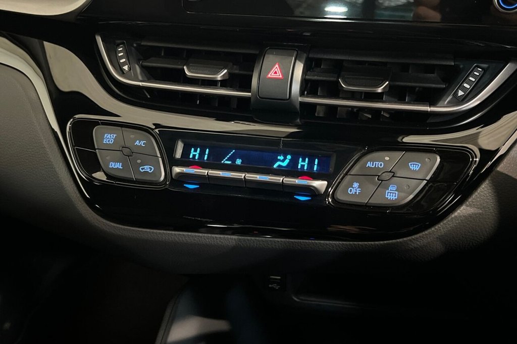 Used Toyota C-HR 2021 for sale - 77654739: Photo 34