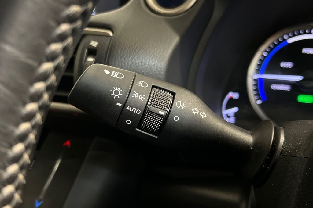 Used Lexus IS 2019 for sale - 76469878: Photo 28