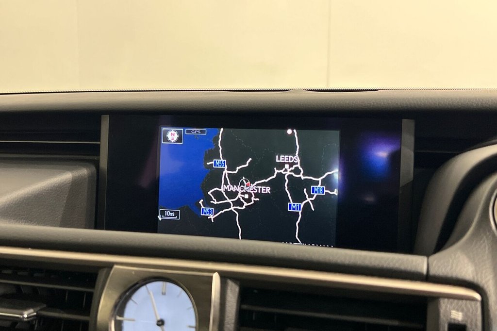 Used Lexus IS 2019 for sale - 76469878: Photo 31