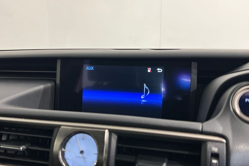 Used Lexus IS 2019 for sale - 76469878: Photo 32