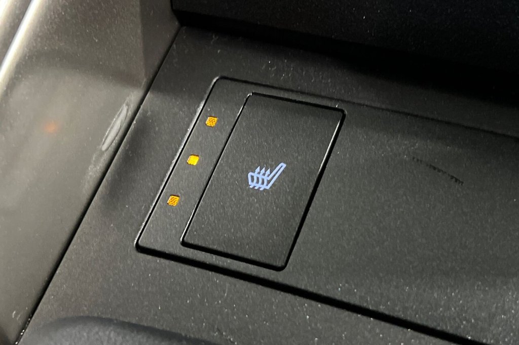 Used Lexus IS 2019 for sale - 76469878: Photo 38