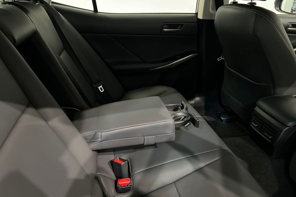 Used Lexus IS 2019 for sale - 76469878: Photo 42