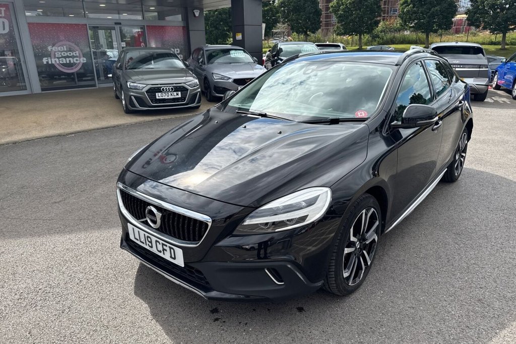 Used Volvo V40 2019 for sale - 77436637: Photo 29