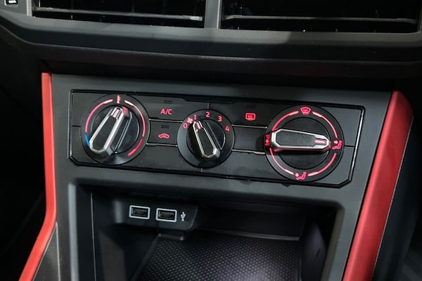 Used Volkswagen Polo 2019 for sale - 76223510: Photo 32
