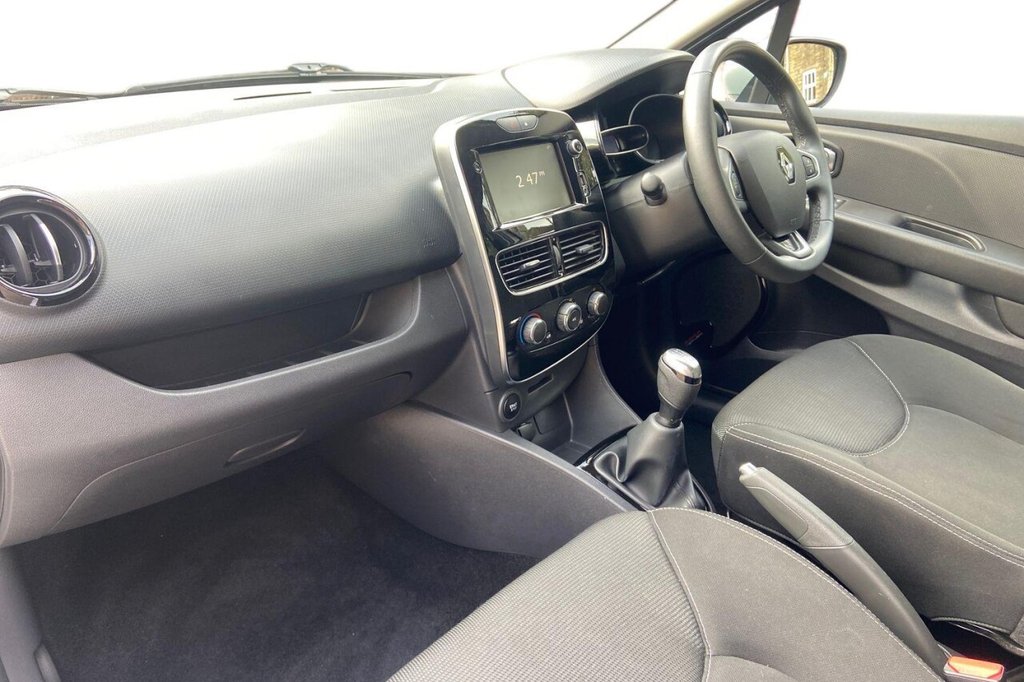 Used Renault Clio 2019 for sale - 77672793: Photo 11