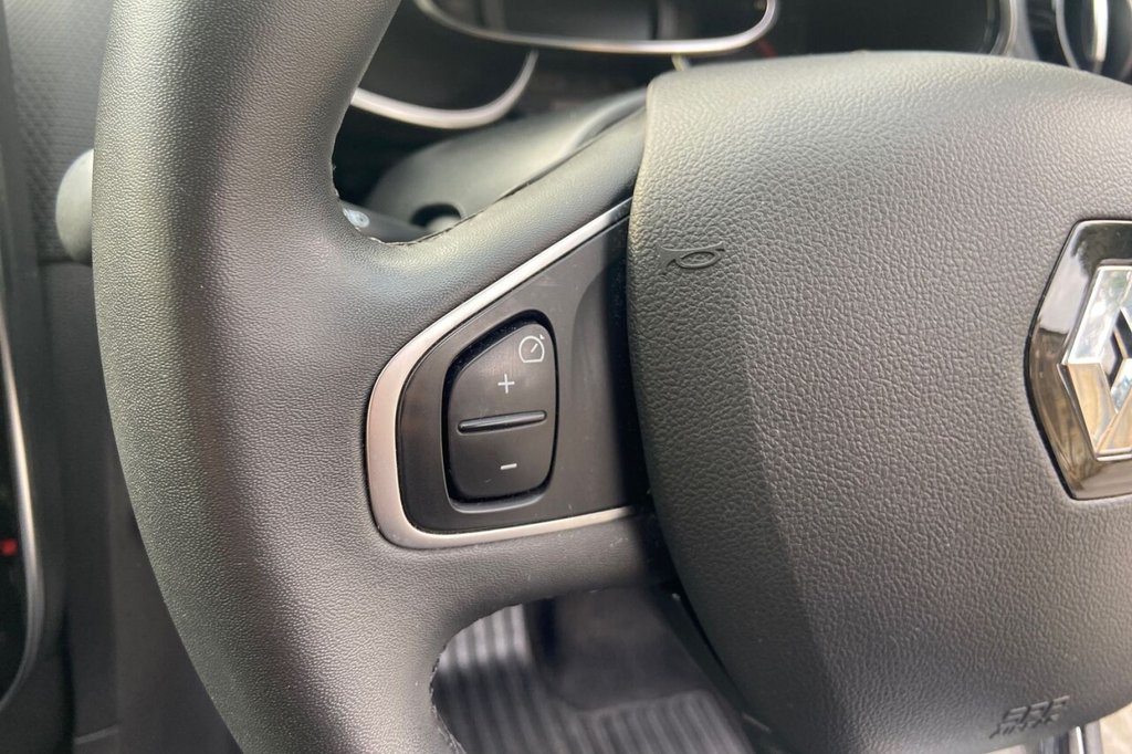 Used Renault Clio 2019 for sale - 77672793: Photo 37