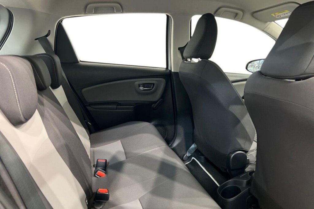 Used Toyota Yaris 2017 for sale - 76710823: Photo 10