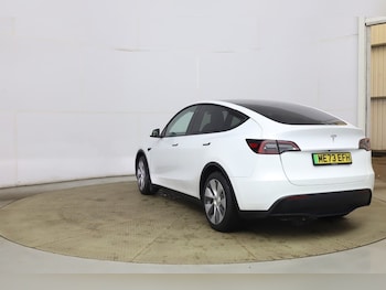 Used Tesla Model Y 2024 for sale - 77936083: Photo