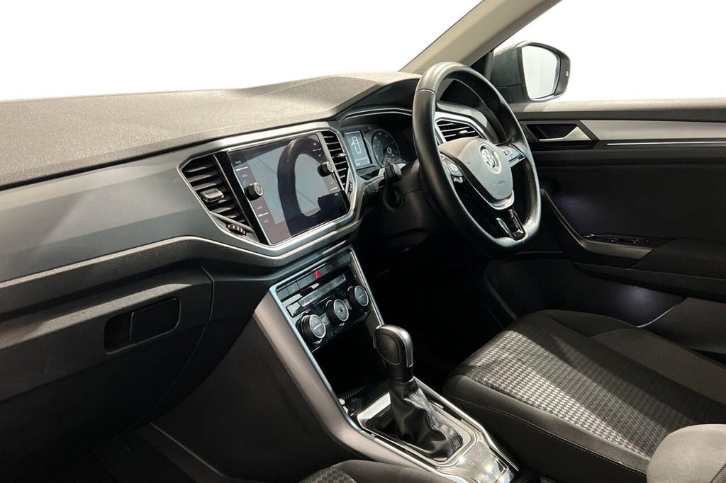 Used Volkswagen T-Roc 2021 for sale - 77249876: Photo 11