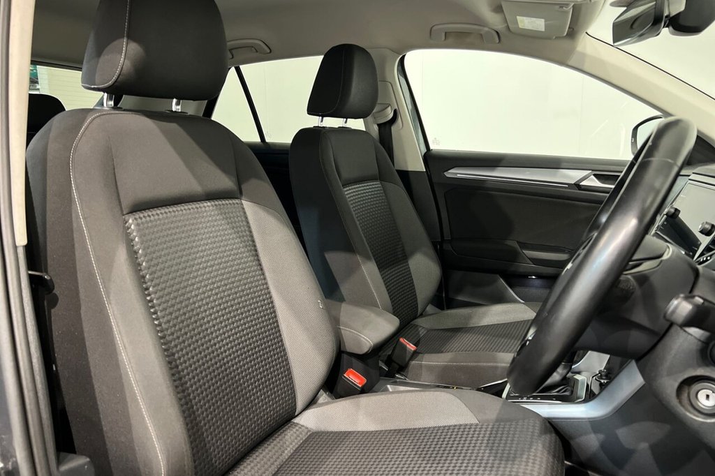 Used Volkswagen T-Roc 2021 for sale - 77249876: Photo 21