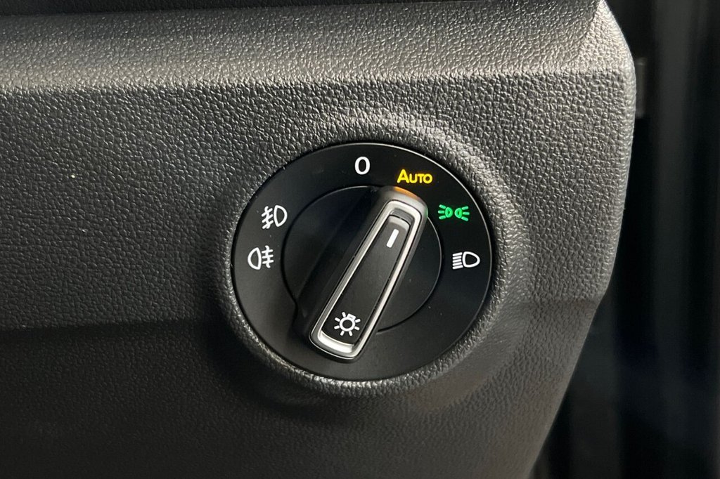 Used Volkswagen T-Roc 2021 for sale - 77249876: Photo 37