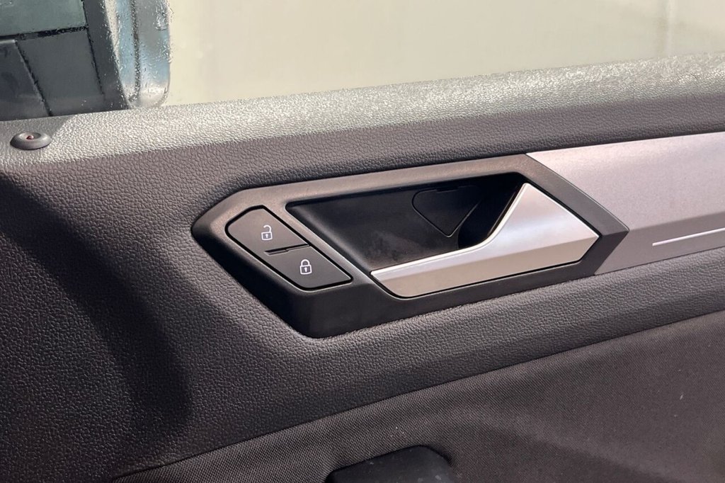 Used Volkswagen T-Roc 2021 for sale - 77249876: Photo 38