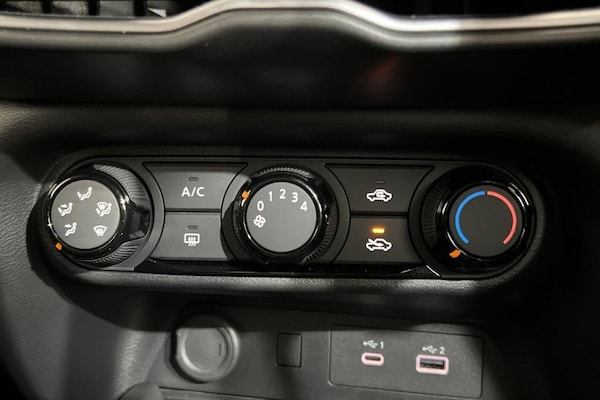 Used Nissan Juke 2024 for sale - 76303713: Photo 34