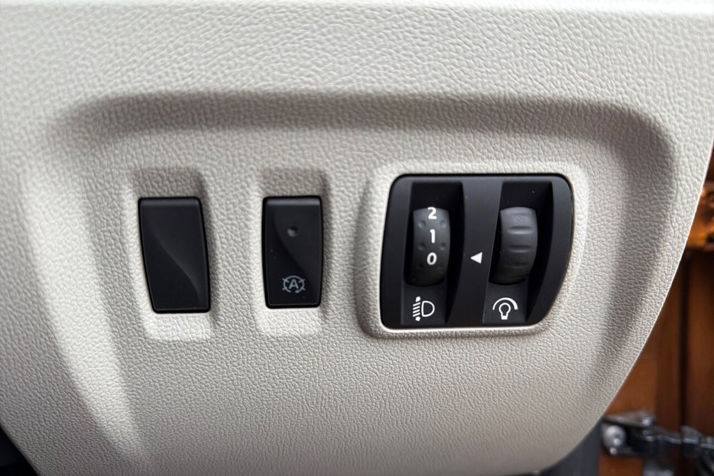 Used Renault Captur 2019 for sale - 77681095: Photo 35