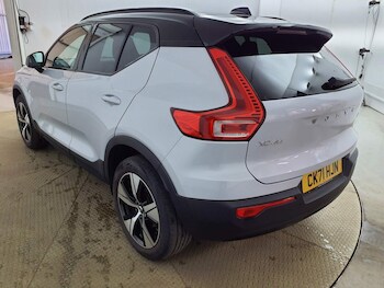 Used Volvo XC40 2021 for sale - 77936084: Photo