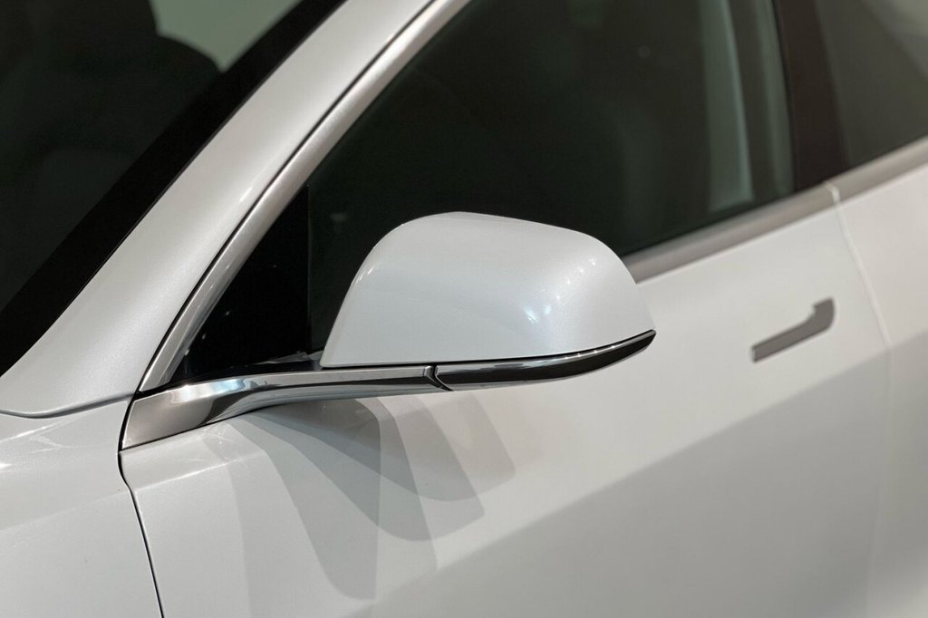 Used Tesla Model 3 2020 for sale - 76686117: Photo 17