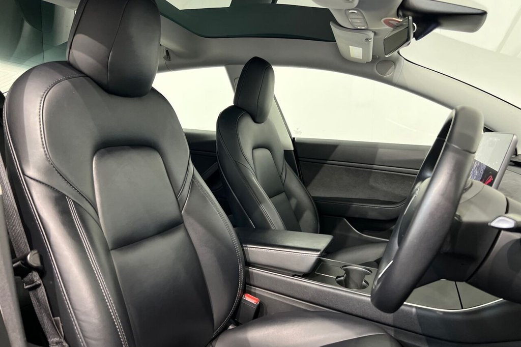 Used Tesla Model 3 2020 for sale - 76686117: Photo 21