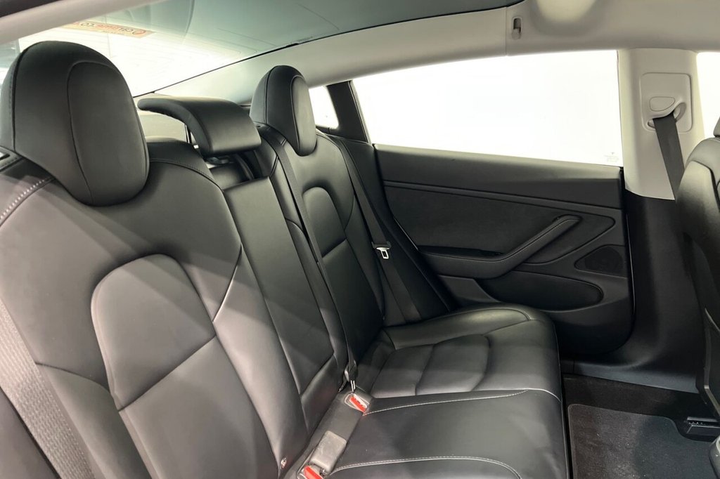 Used Tesla Model 3 2020 for sale - 76686117: Photo 24