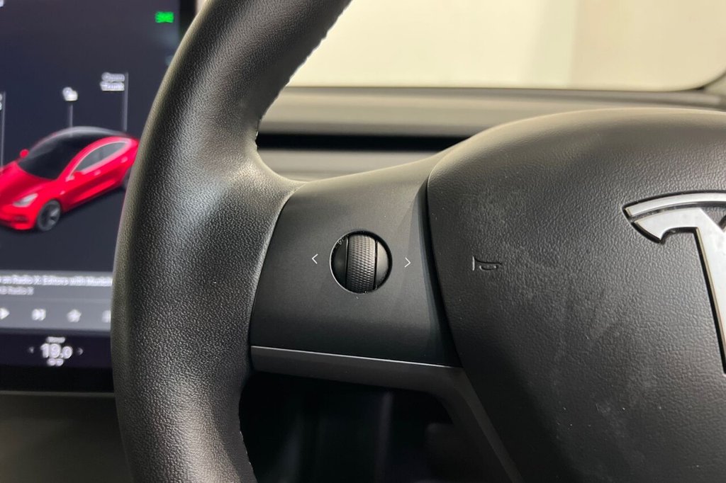 Used Tesla Model 3 2020 for sale - 76686117: Photo 26