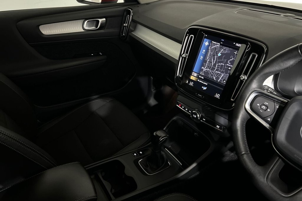 Used Volvo XC40 2019 for sale - 76118432: Photo 32